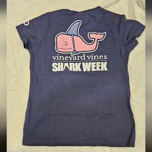 Vineyard Vines x Discovery Channel Shark Week shirt, S